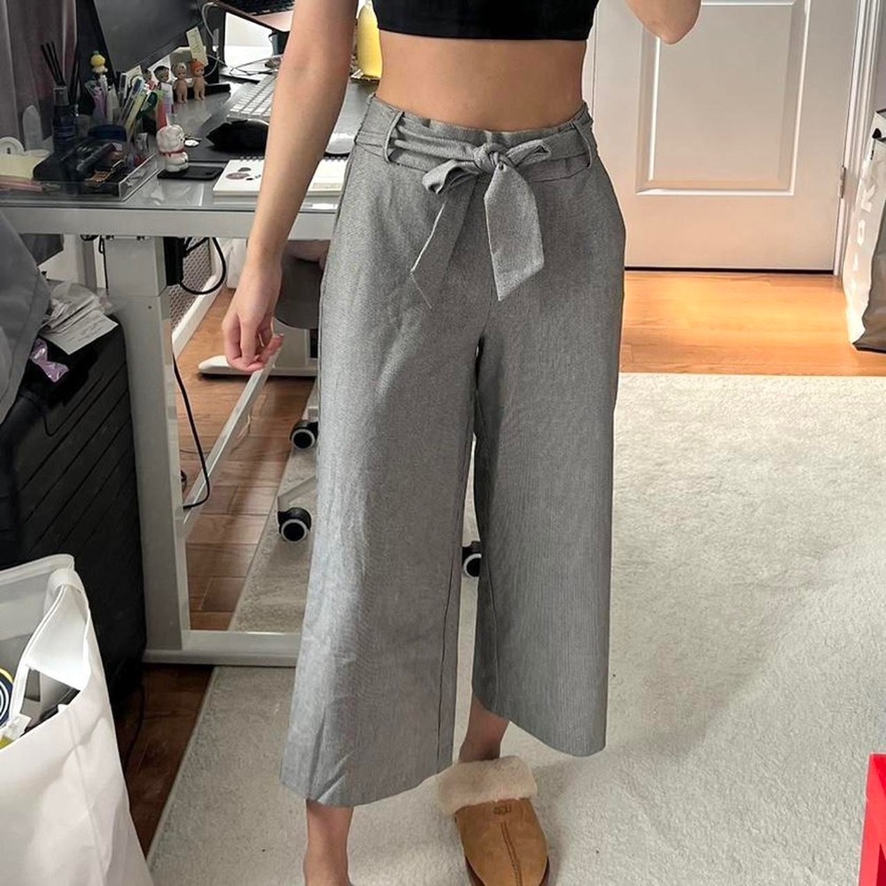 Zara micro houndstooth print culottes with tie belt - size medium